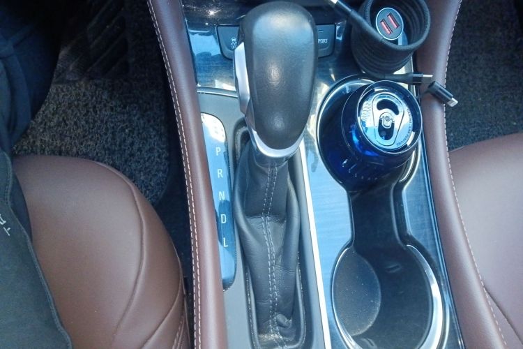 别克 昂科威 2018款 28T 四驱豪华型中控内饰18