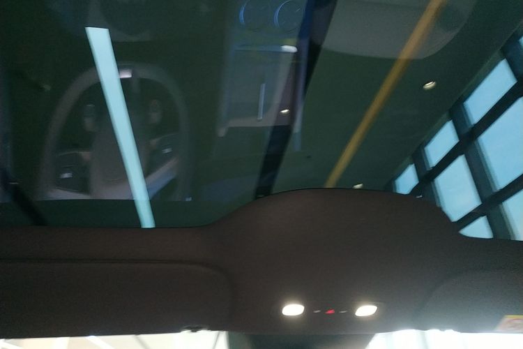 小米汽车 小米YU7 2025款 超长续航后驱版中控内饰22