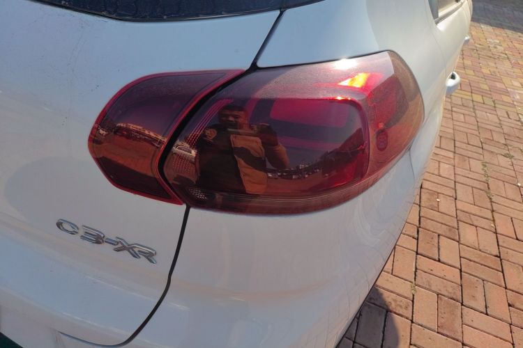 雪铁龙C3-XR 2015款 1.6L 自动先锋型车身外观9