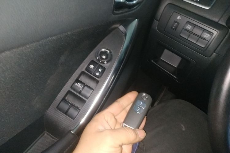 马自达CX-5 2014款 2.0L 自动两驱都市型中控内饰11