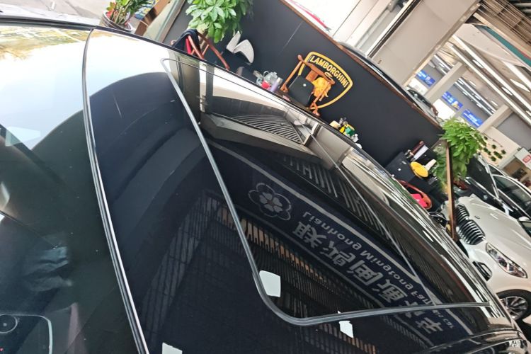 宝马3系 2025款 330Li M运动曜夜套装局部细节57