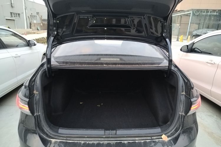 大众 朗逸 2023款 新锐 1.5L 自动新逸版机舱底盘23