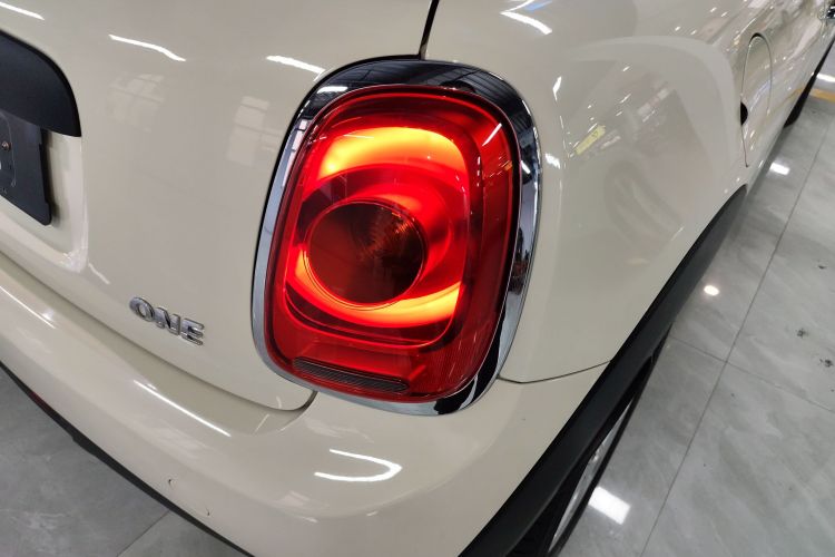 MINI 2020款 1.5T ONE车身外观6006