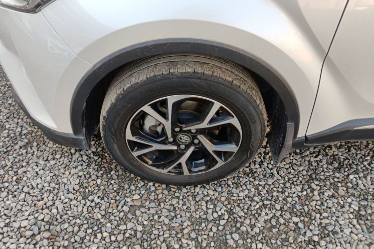 丰田C-HR 2020款 2.0L 领先版车身外观6007