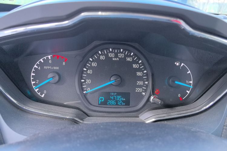 福特 福睿斯 2015款 1.5L 自动时尚型中控内饰14