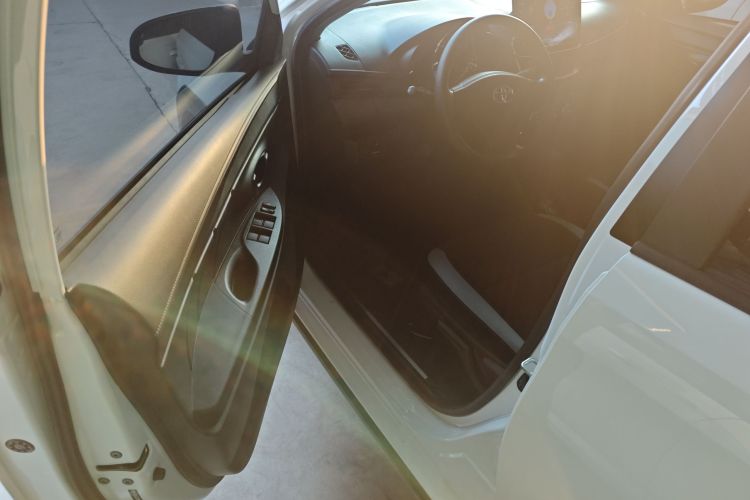 丰田 YARiS L 致炫 2021款 致炫X 1.5L CVT领先版中控内饰7003