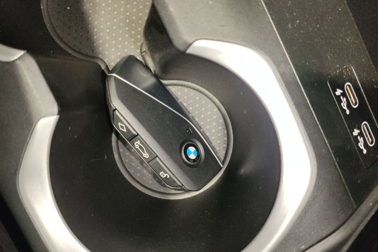 宝马X1 2023款 sDrive25Li M运动套装中控内饰11