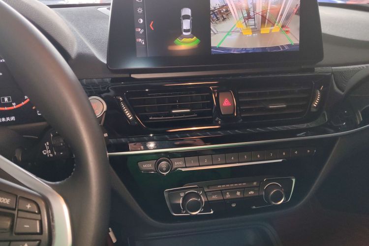 宝马1系 2021款 改款 120i M运动版中控内饰16