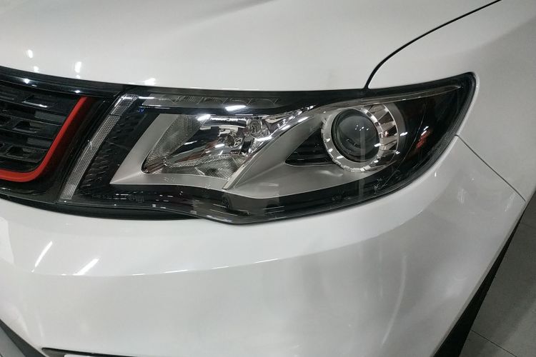 吉利汽车 博越 2021款 1.8TD DCT两驱亚运舒适版车身外观36