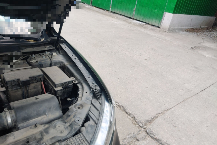 红旗HS5 2022款 2.0T 智联旗领四驱版局部细节9007