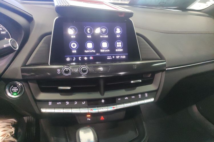 凯迪拉克CT4 2021款 28T 尊贵型中控内饰16