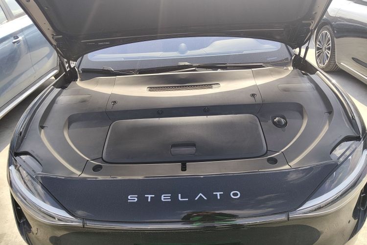 鸿蒙智行 享界S9 2024款 纯电 Ultra 四驱旗舰版机舱底盘24