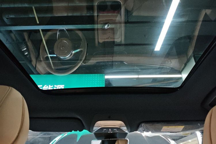 岚图汽车 岚图FREE 2024款 超长续航智驾版中控内饰22