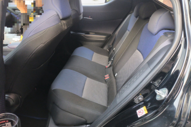 丰田C-HR 2018款 2.0L 领先天窗版 国VI中控内饰21