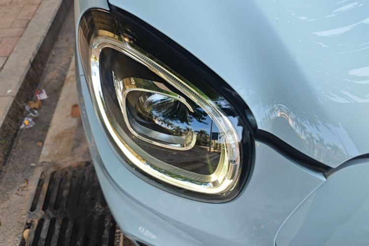 零跑汽车 零跑T03 2023款 403智享版车身外观8