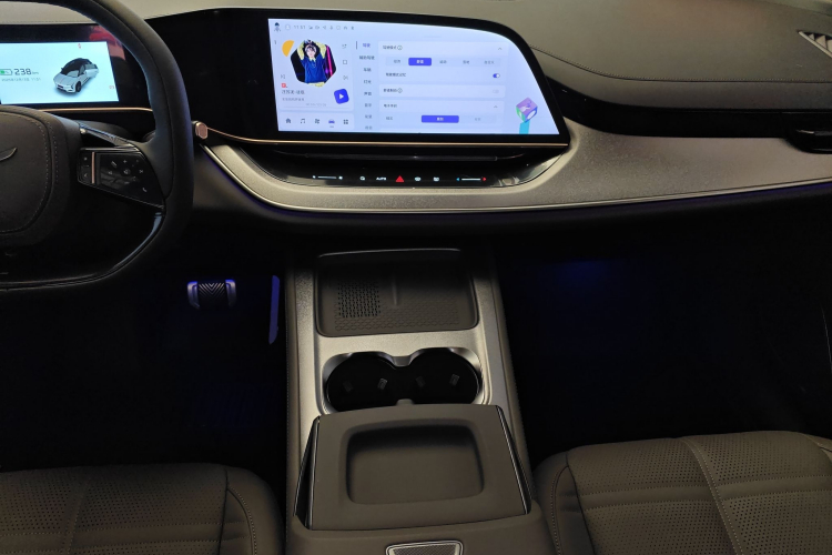 红旗天工08 2025款 605先锋版局部细节16