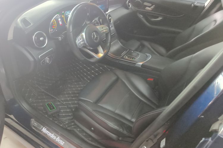 奔驰C级 2020款 C 260 L 运动版局部细节19