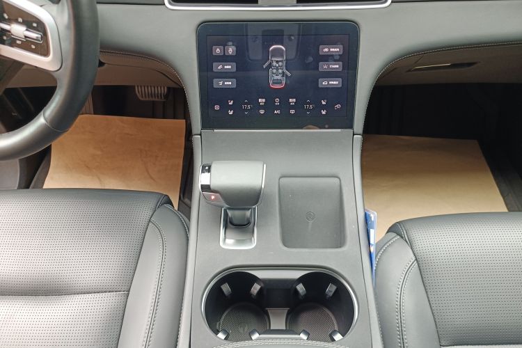 理想汽车 理想ONE 2021款 增程6座版中控内饰18