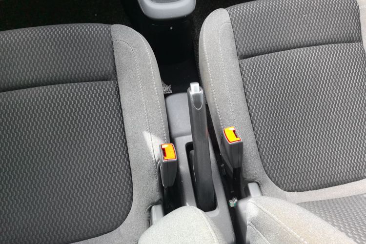 零跑汽车 零跑T03 2020款 400标准版局部细节18