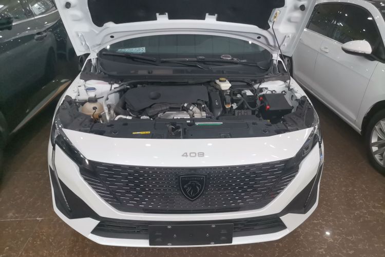 标致408 2022款 1.6T 进取版局部细节24