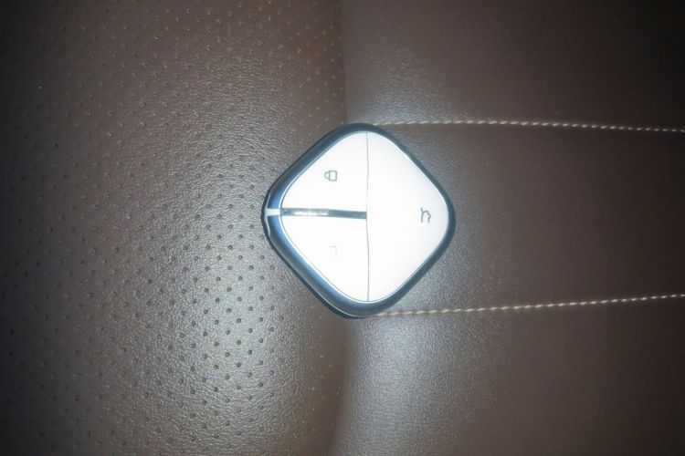 五菱汽车 五菱缤果 2023款 333km 灵犀互联+款中控内饰11