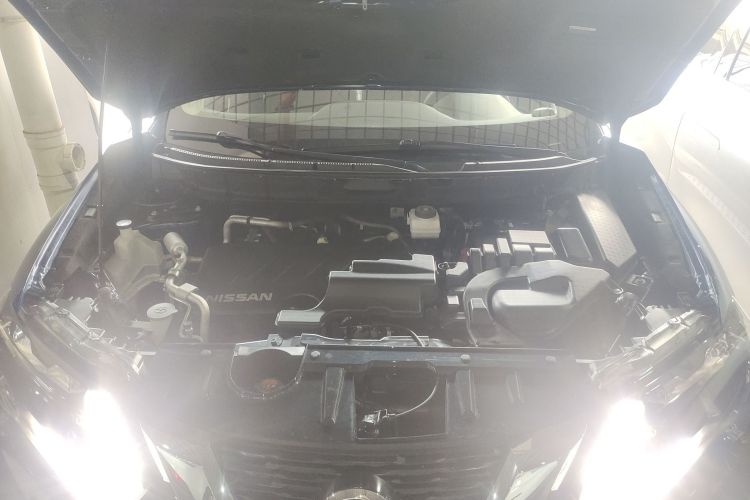 日产 奇骏 2019款 2.0L CVT智联舒适版 2WD局部细节24