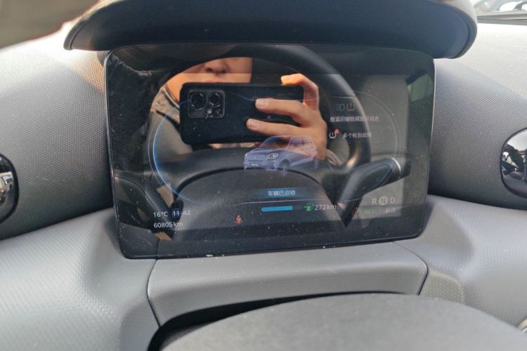 零跑汽车 零跑T03 2021款 400舒享版中控内饰14