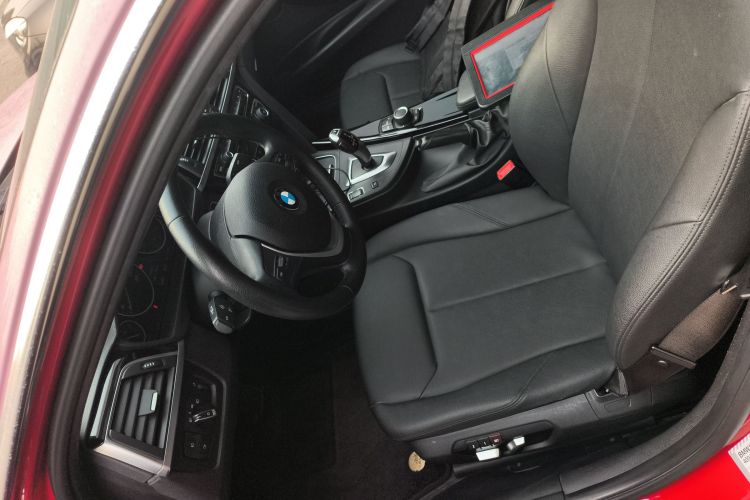 宝马3系 2017款 320Li 时尚型局部细节19