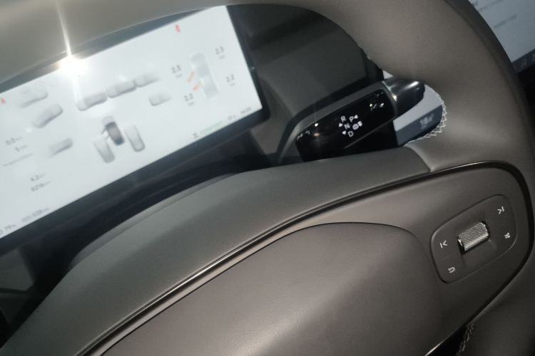 小鹏P7+ 2025款 超长续航 Max 旗舰版中控内饰18