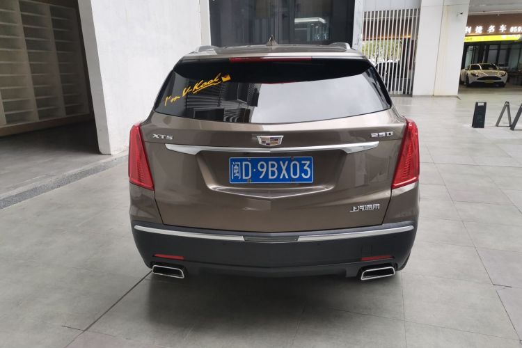 凯迪拉克XT5 2018款 25T 豪华型车身外观6
