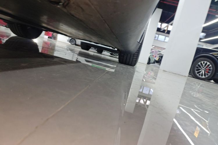 特斯拉 Model Y 2021款 长续航全轮驱动版 3D7局部细节9002