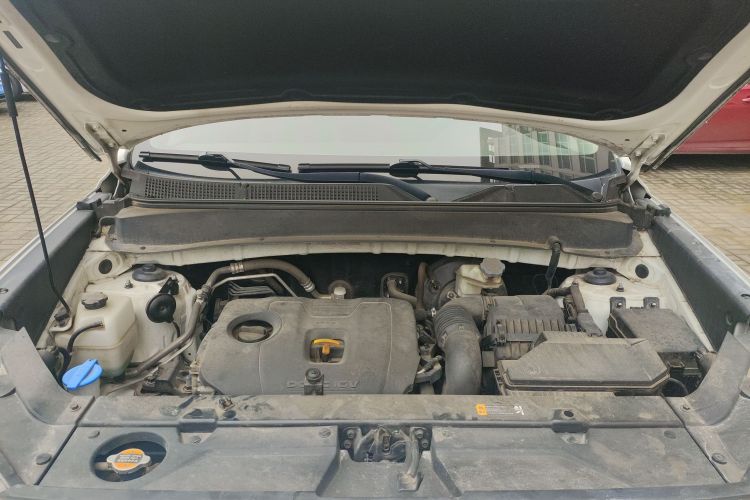 北京现代ix35 2019款 2.0L 自动两驱智勇·畅质版 国V机舱底盘24