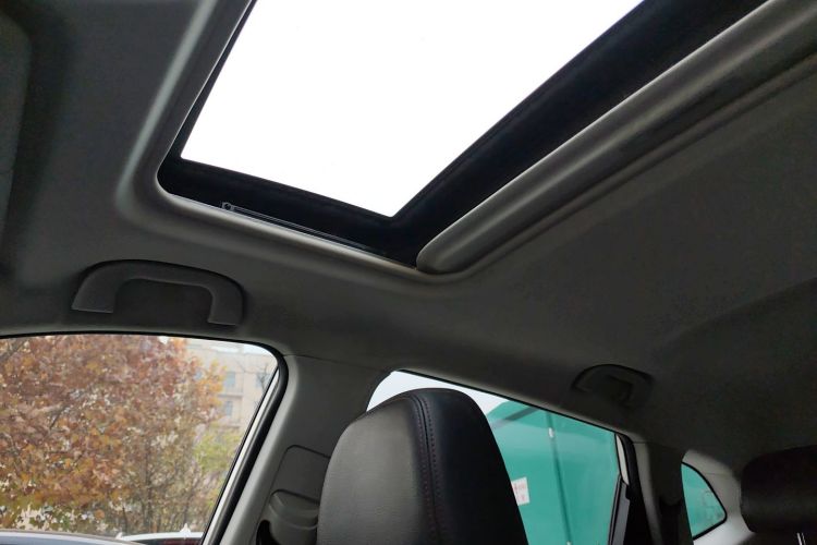 猎豹汽车 猎豹CS10 2015款 2.0T 手动卓越型中控内饰22