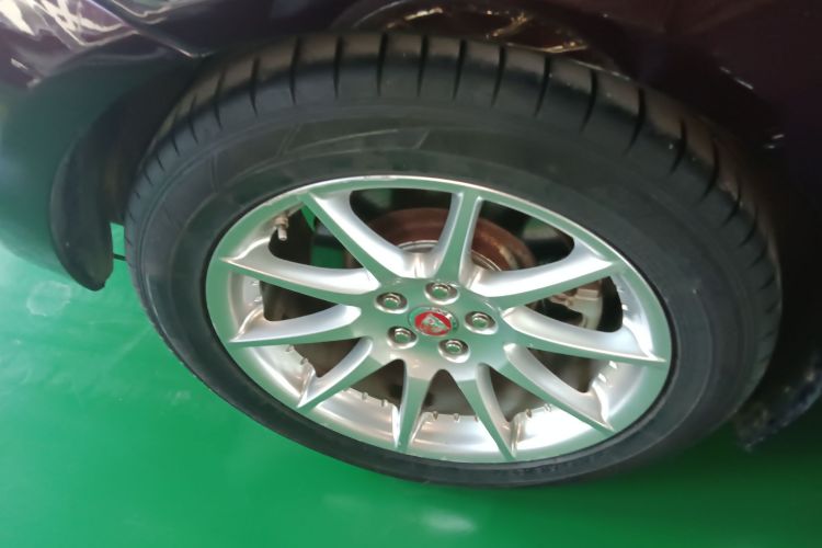 捷豹XJ 2015款 XJL 3.0 SC 典雅商务80周年典藏版车身外观6008