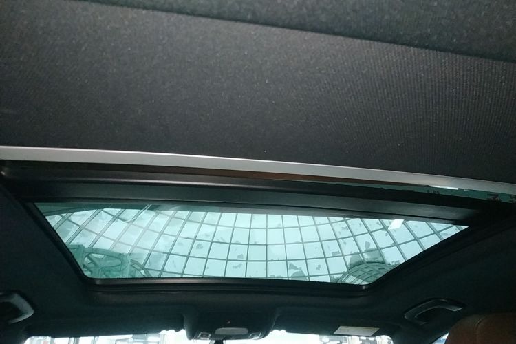 奥迪A6L 2018款 30周年年型 45 TFSI quattro 运动型中控内饰22