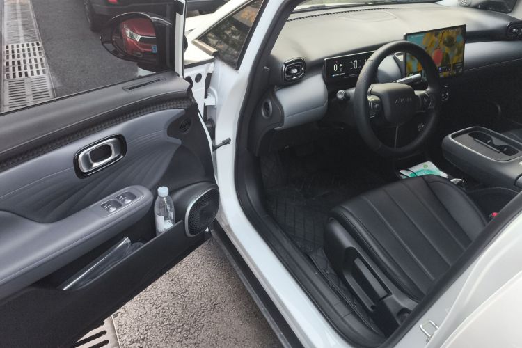 埃安 AION UT 2025款 420智享版中控内饰20