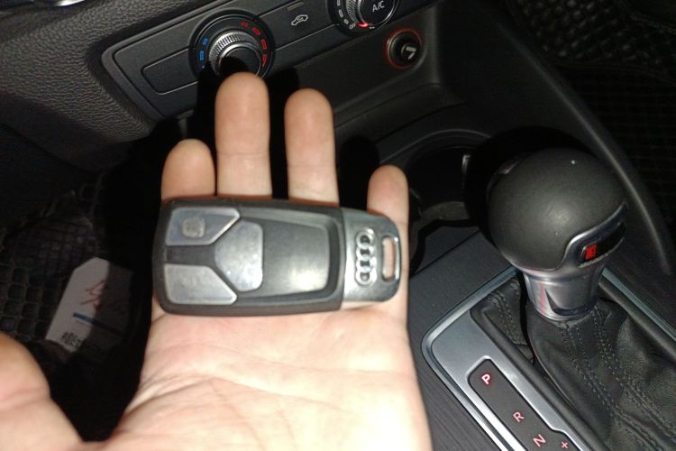 奥迪A3 2016款 Limousine 35 TFSI 领英型中控内饰11