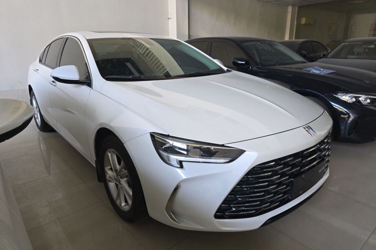 别克 君威 2024款 25T 超享版车身外观3