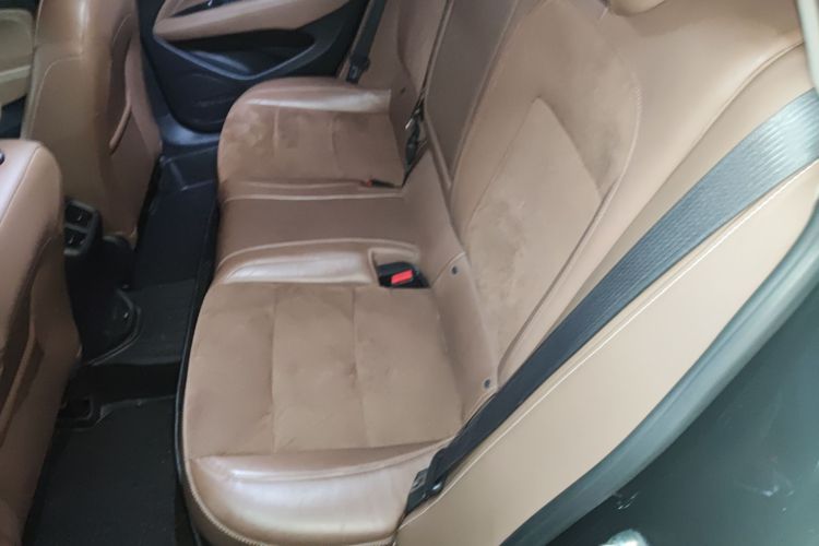 别克 君威 2017款 20T 精英型中控内饰7004