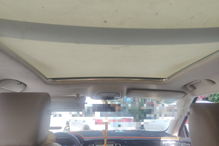 众泰T700 2017款 1.8T 双离合尊享型局部细节22