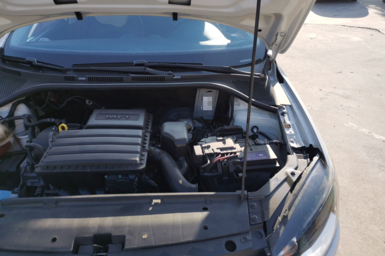 大众 捷达 2015款 质惠版 1.6L 自动时尚型机舱底盘26