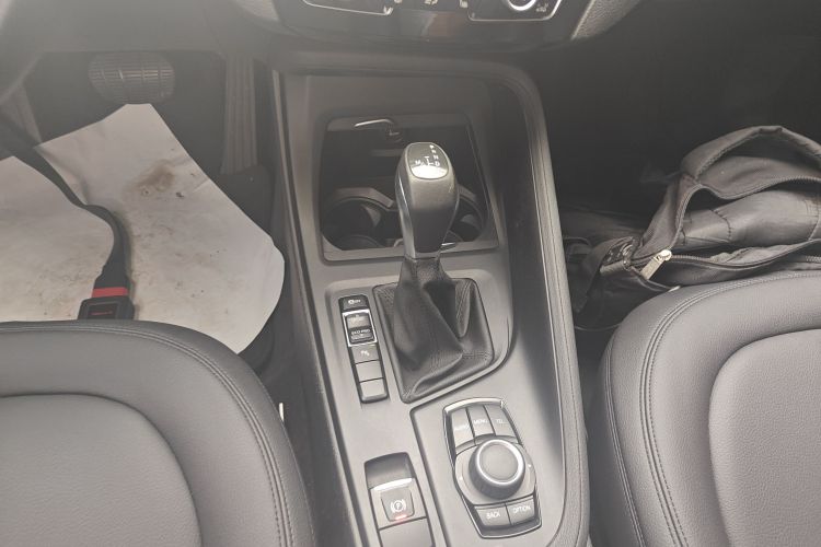 宝马X1 2016款 sDrive18Li 尊享型中控内饰18