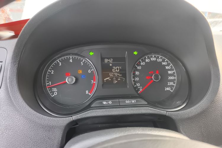 大众 Polo 2016款 1.4L 手动风尚型局部细节14