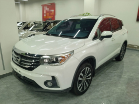 广汽传祺 传祺GS4 2017款 235T 手动两驱豪华版