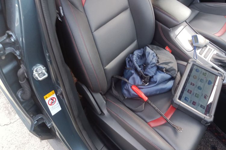 长安CS55 2018款 1.5T 自动炫色型 国V局部细节41