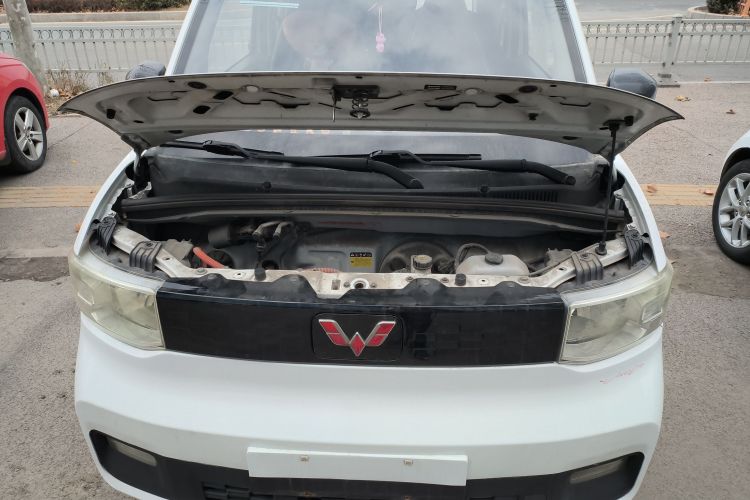 五菱汽车 宏光MINIEV 2020款 自在款 三元锂机舱底盘24