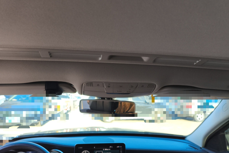 奔驰C级 2020款 改款 C 200 L 时尚型运动版中控内饰22