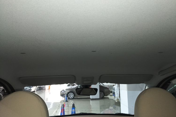 五菱汽车 宏光MINIEV 2025款 四门版 进阶款中控内饰22