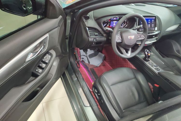 凯迪拉克CT5 2022款 28T 豪华型（标准版）中控内饰7003