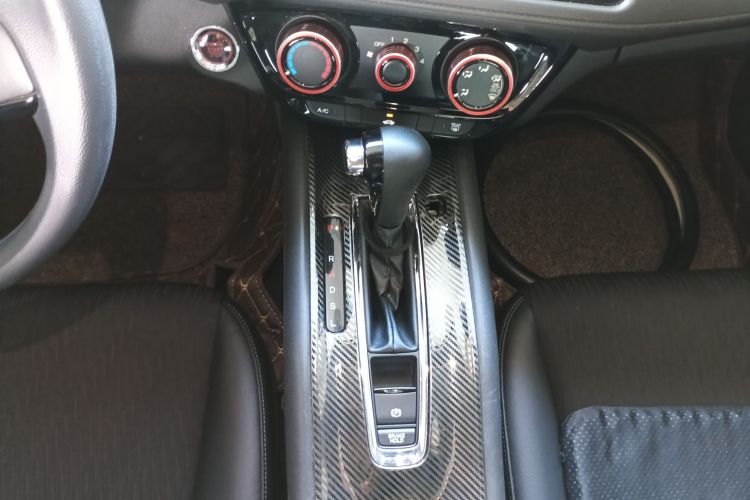 本田 缤智 2020款 1.5L CVT豪华版中控内饰18